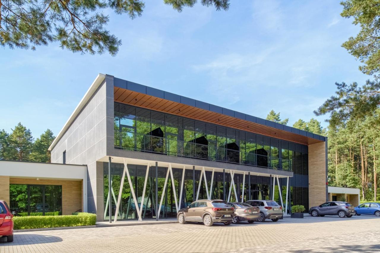 Szumy Park Hotel & Restaurant Susiec エクステリア 写真