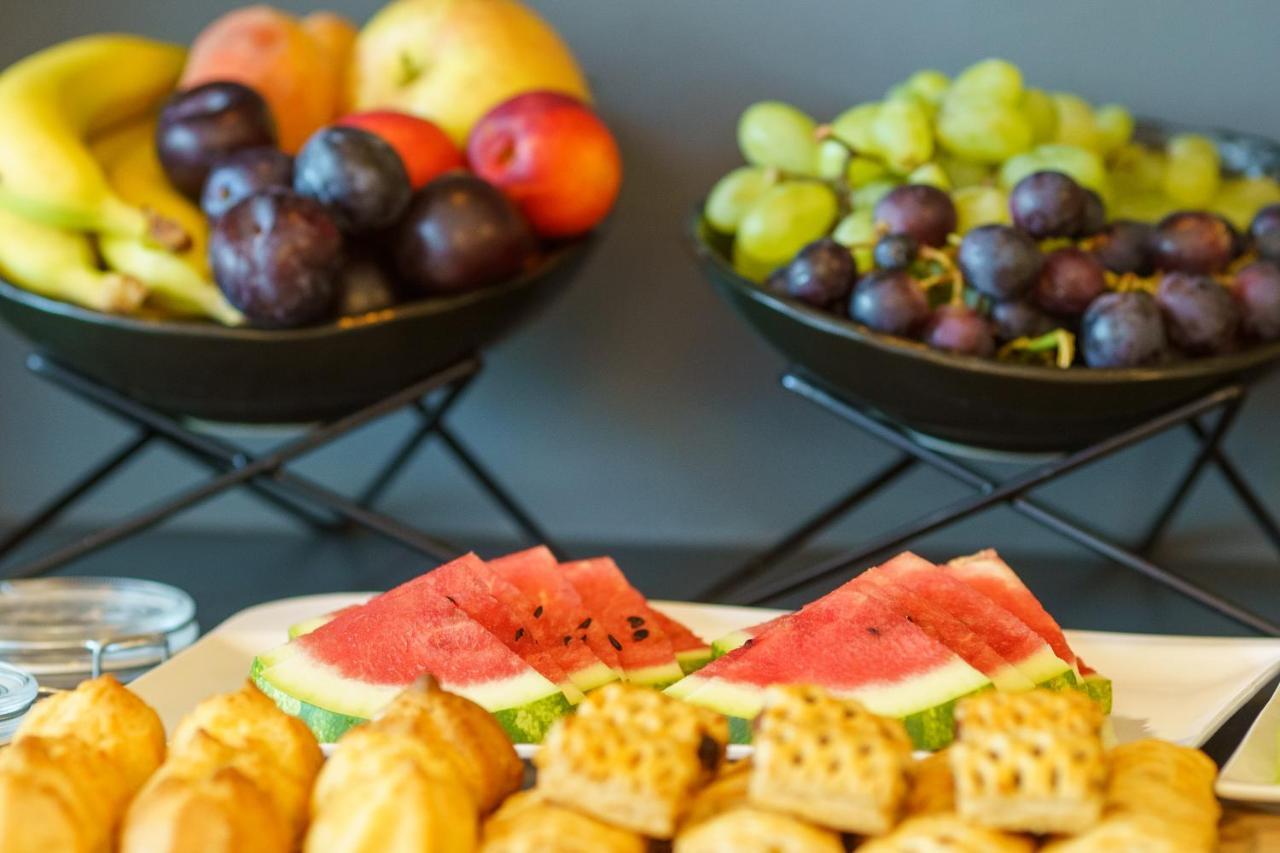 Szumy Park Hotel & Restaurant Susiec エクステリア 写真