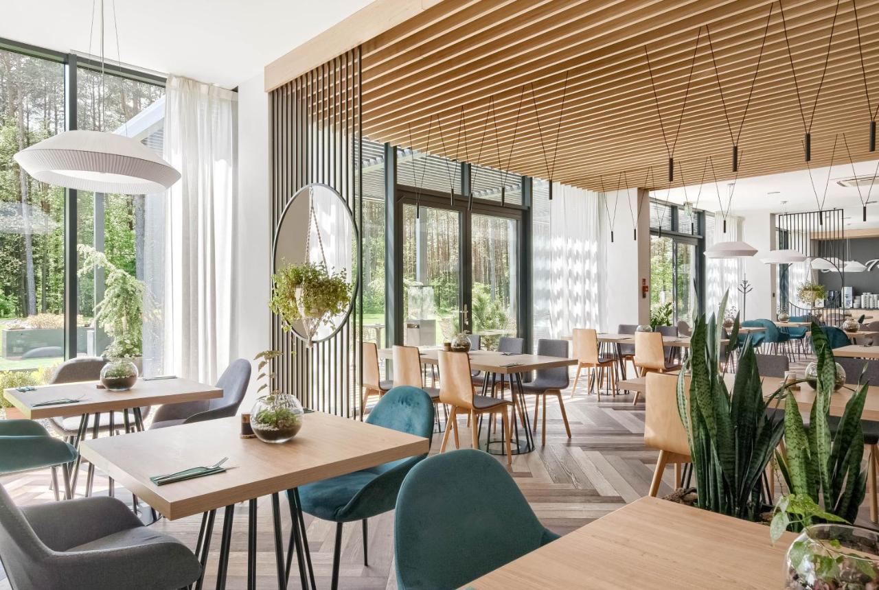 Szumy Park Hotel & Restaurant Susiec エクステリア 写真