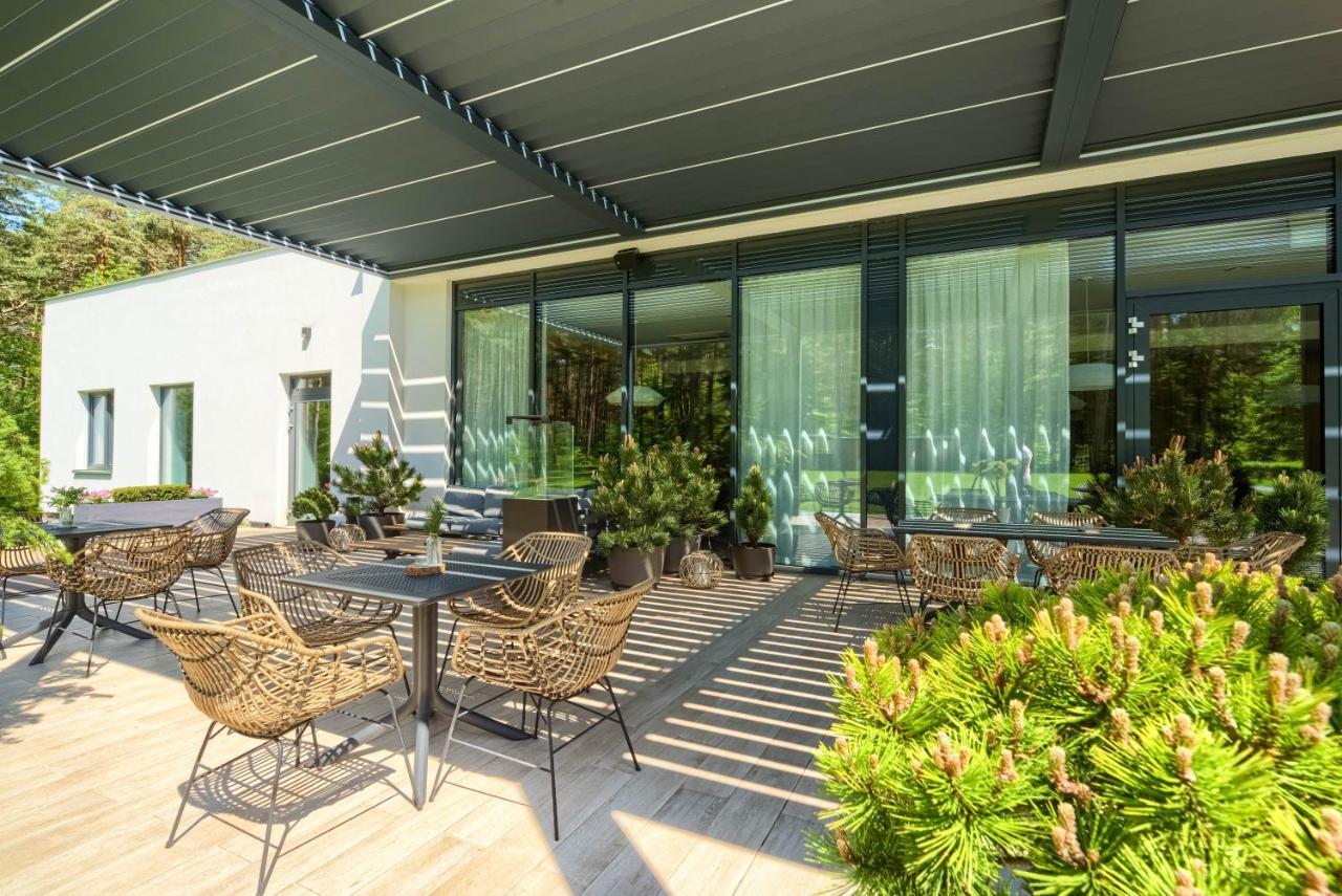 Szumy Park Hotel & Restaurant Susiec エクステリア 写真
